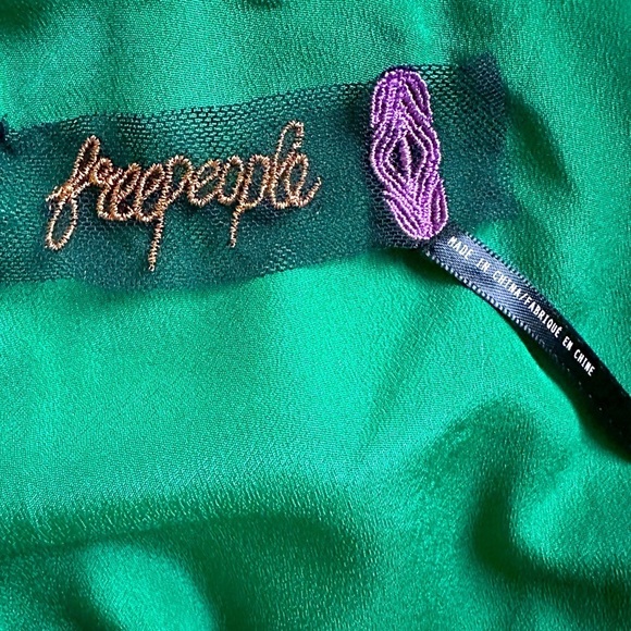 Free People Jetstream Maxi Dress Green
Size 4 - Ruffle Cutout Boho Rare - Picture 11 of 13